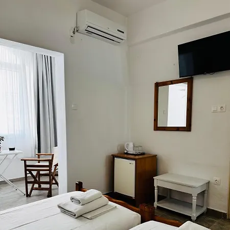 Anastasis Skiathos-stad